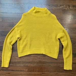 Old navy mustard yellow sweater